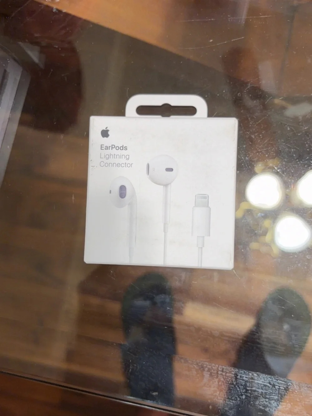 Apple EarPods Lightning Connector in White